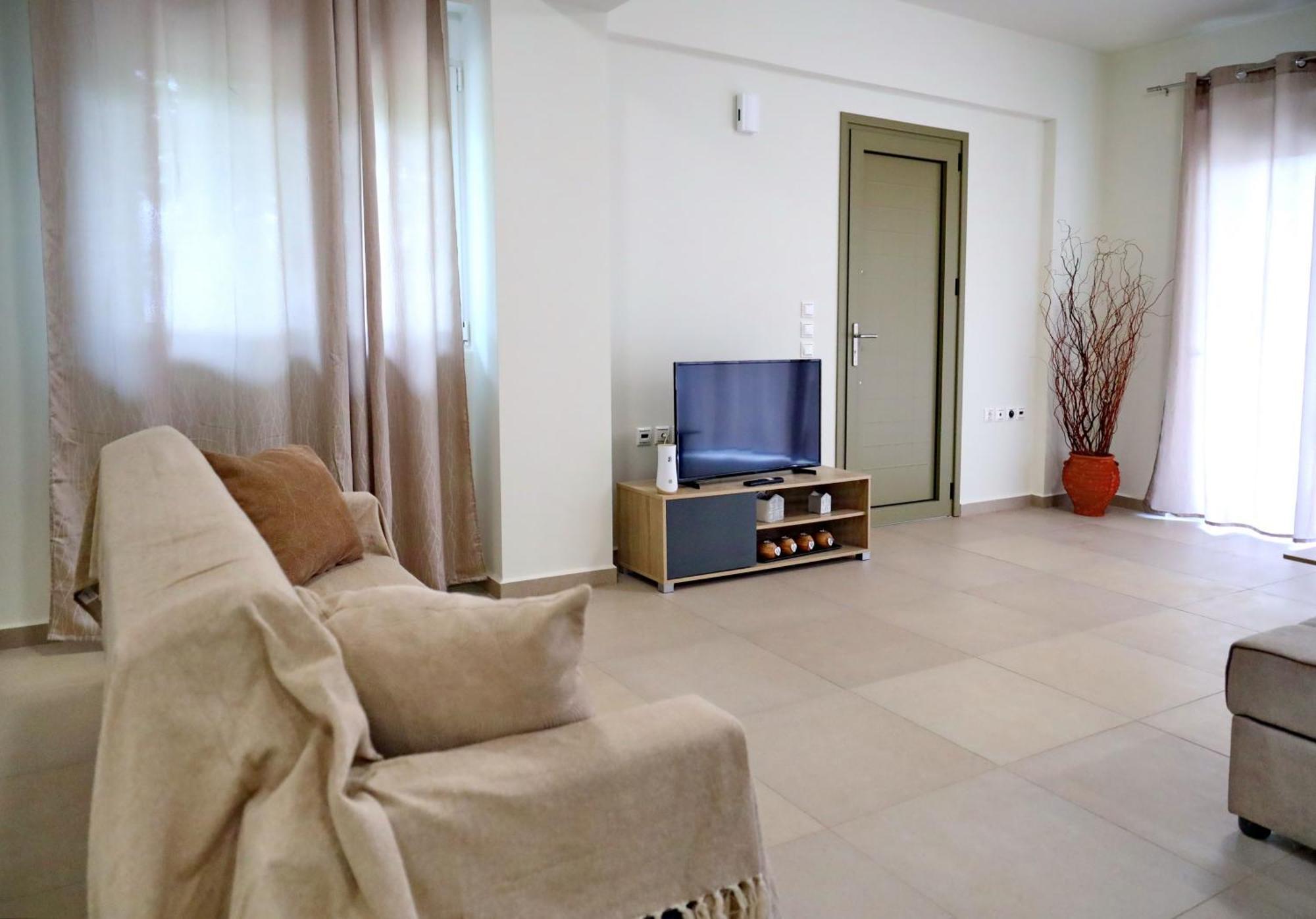 Nelly's Modern House Nafpaktos